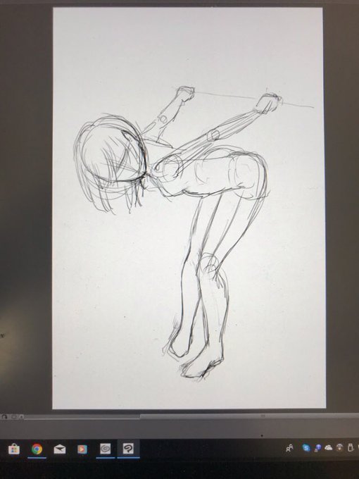 人物、下描き途中。まだ顔も描いてない。手の向きが変なので、修正しなくては。 
