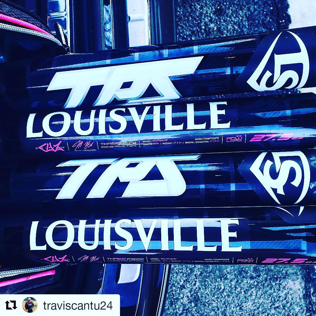 ISPSO's tweet photo. @sluggersp @sluggernation always busting out with the hotness! 🔥🔥🔥🔥🔥
#Repost @traviscantu24
・・・
Who else is getting excited for the upcoming release of the #louisvilleslugger #TPS ASA bat! #sluggersp #sluggernation #ballgofar #ballgofast #slowpitchsoftball #slowpitch https://t.co/2tGd7oCX7I