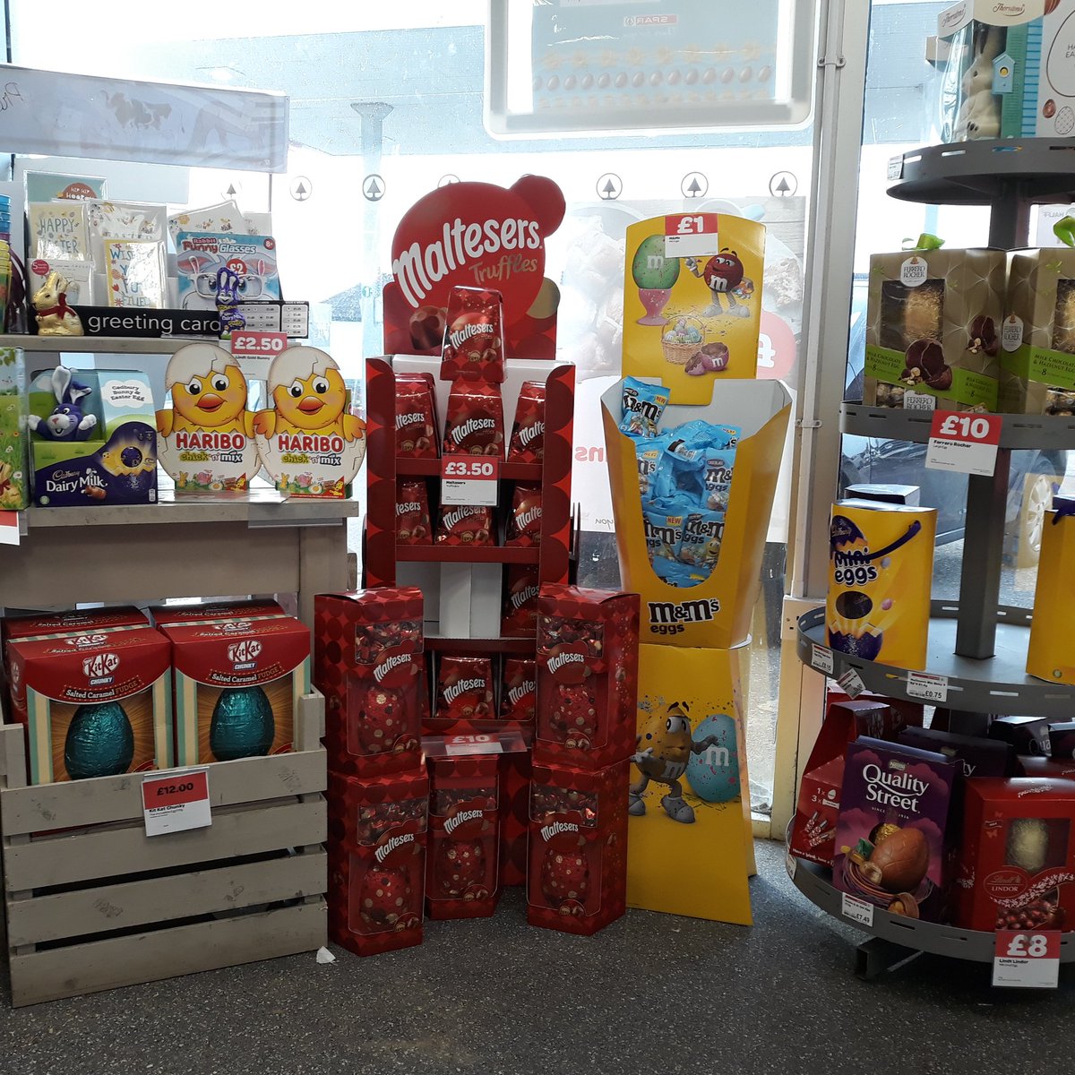 Practical Axminster tweet media