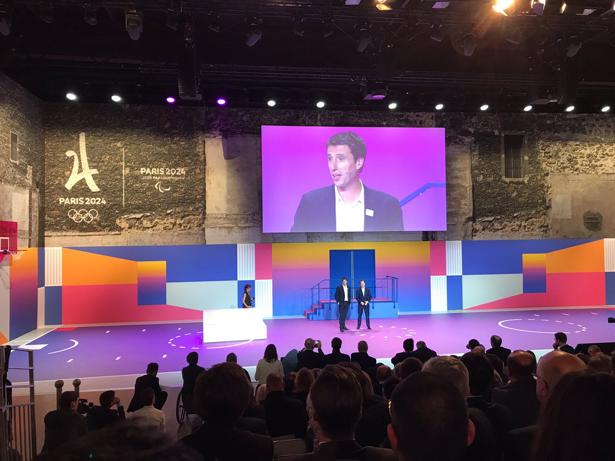 blandeleiris's tweet photo. @Paris2024 : Laurent Mignon @GroupeBPCE « bien plus qu’un partenariat sponsoring c’est un Projet qui doit irriguer toute l’entreprise, pour devenir le groupe bancaire expert du sport pour tous les publics! Une formidable aventure collective... https://t.co/qpxPwU0JKY
