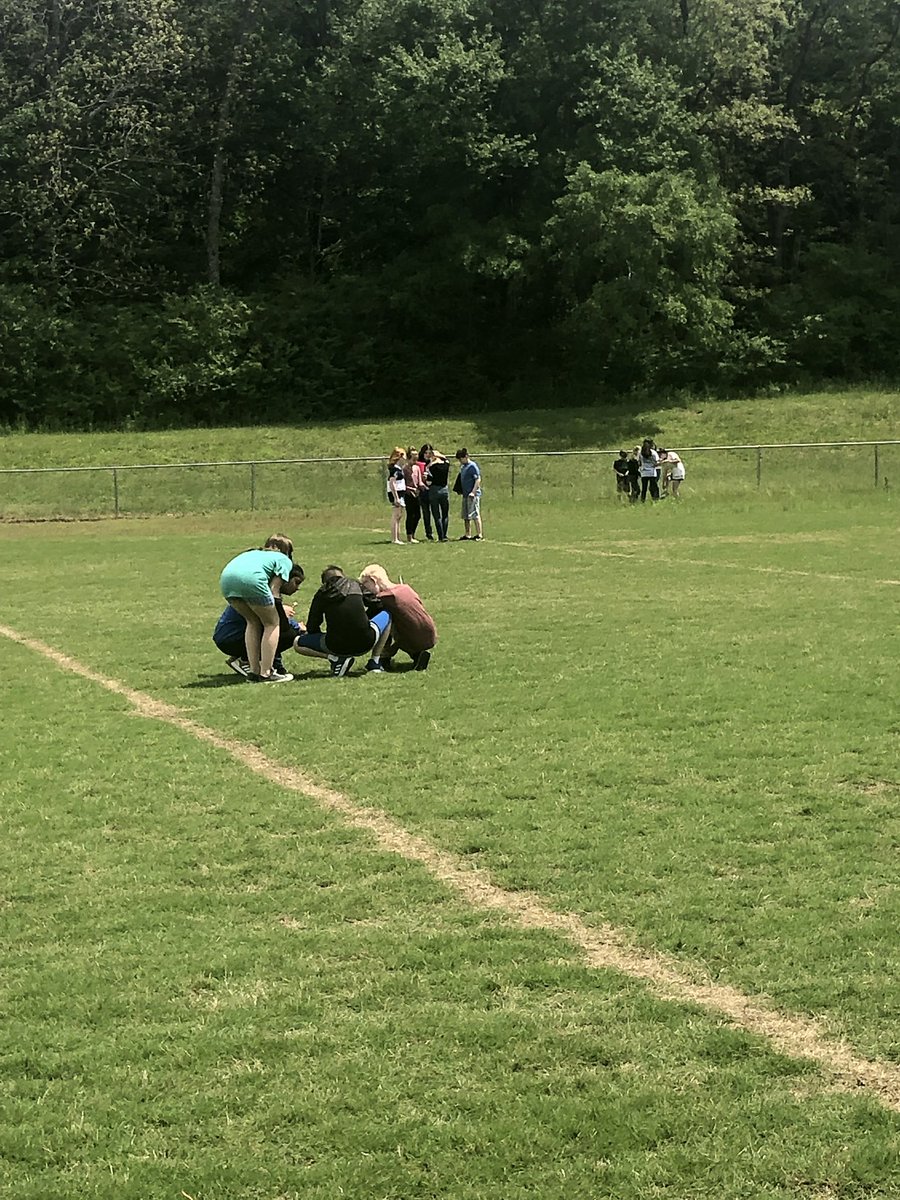 MMS 6th grade Milestones Egg Hunt!! So fun! <a href="/hstephenson615/">Hope Stephenson</a> @SteveTurrentin1 <a href="/FloydCoSchools/">Floyd County Schools</a>
