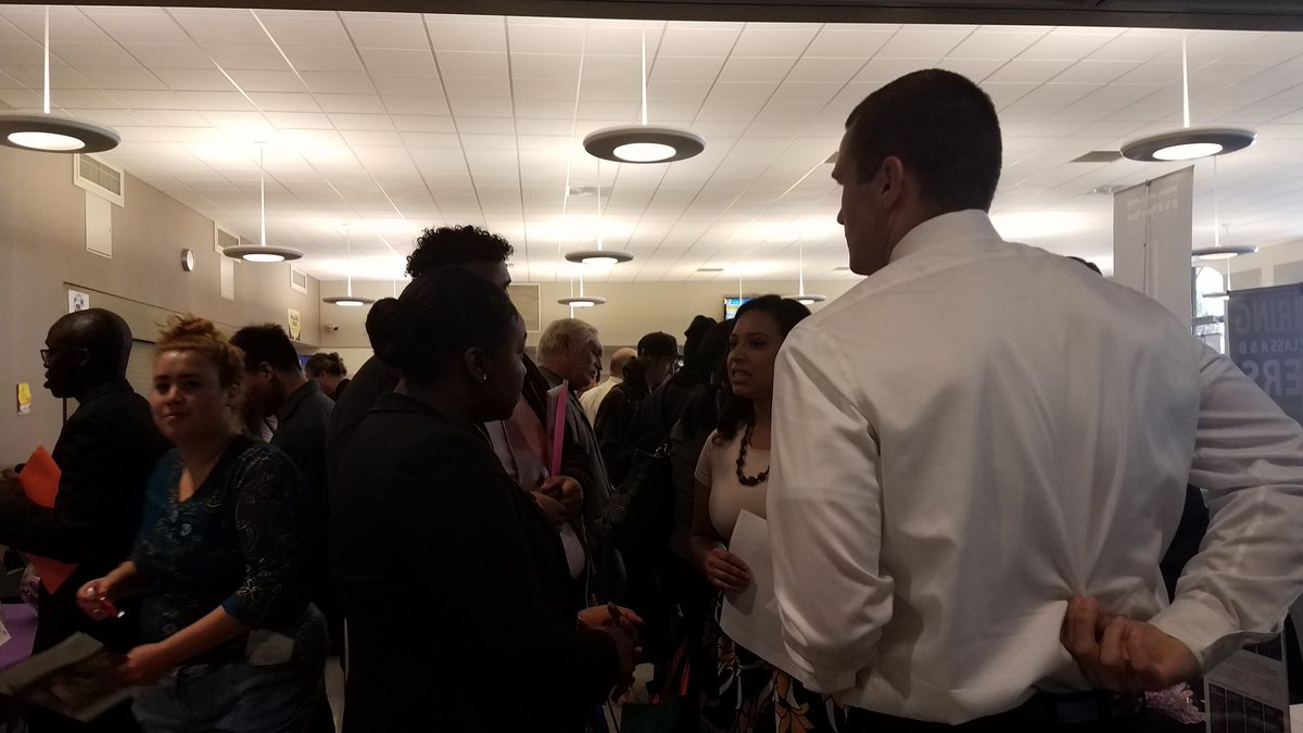 armijoccc's tweet photo. SCC career fair. Two of our awesome Arimjo students. @ArmijoHigh @JamesWoodsFSUSD @SheilaB_Smith https://t.co/Cr47I6EJPQ