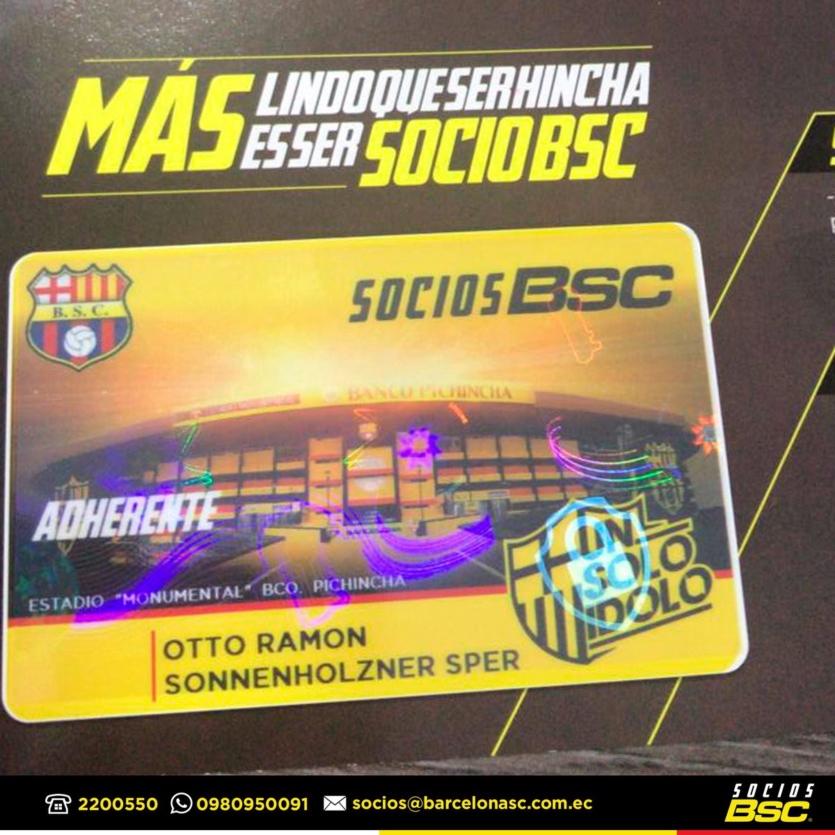 sociosbsc's tweet photo. ¡Nuevo Socio del Ídolo!
🔝 El vicepresidente de la República, Otto Sonnenholzner se hizo socio del club.
🤝Nuestro presidente, José Francisco Cevallos, le entregó la credencial. 
#MásSociosQueNunca https://t.co/ejivVPiiUa