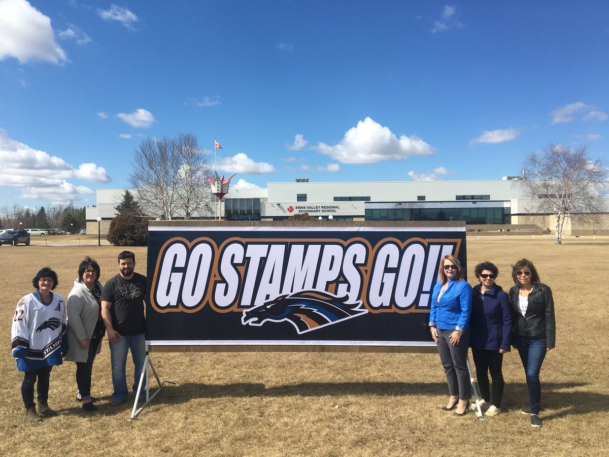 CraigZamzow's tweet photo. Check out this #MotleyCrue of #SVRSS educators wanting to provide their first Twitter #RollCall. Nice sign. If you look real close you might even see former @SVStampeders sniper #SebLacasse and his favourite billet @denise_ashcroft . #MonFrancaisEezWeak https://t.co/IUZFGZ6heB
