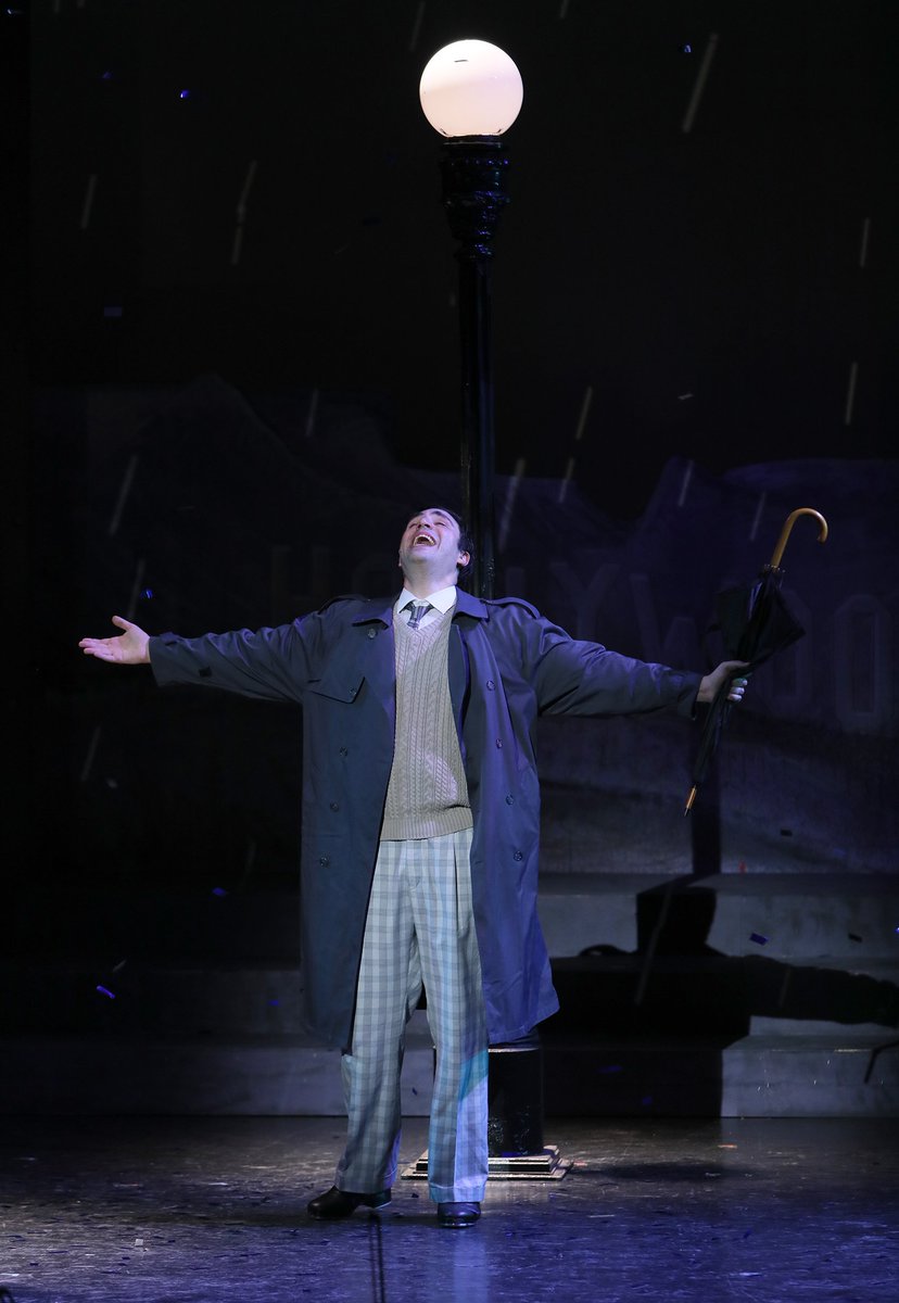 We’re back on tonight for our final week of performances Don’t miss out!
📷: Andrew Cohen as Don Lockwood
Photo by Tim Matheson

Tickets ➡️ ticketsnw.ca
#yvrarts #newwest #theatre #singing #dancing