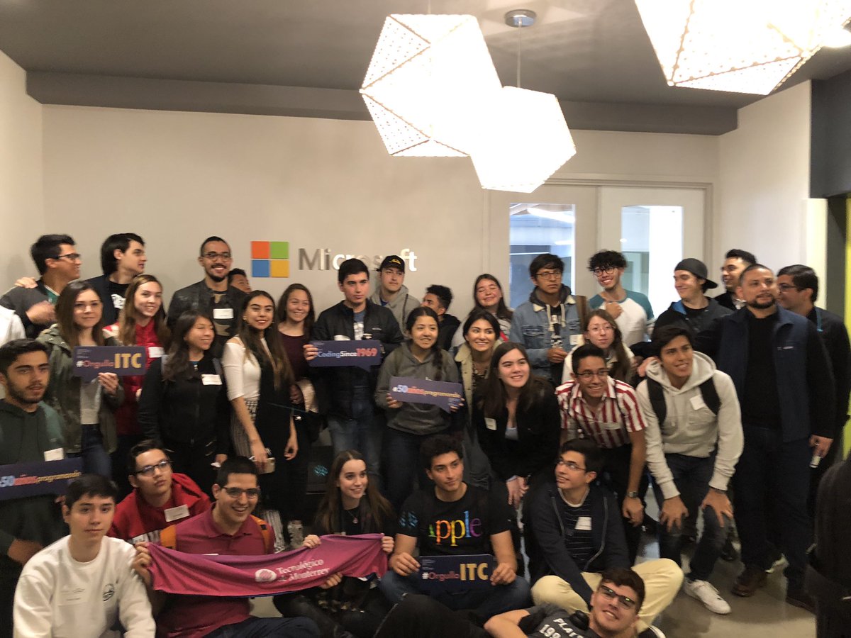 elda_quiroga's tweet photo. This morning my bunch of geek students visited @Microsoft #sv2019 #CodingSince1969 https://t.co/bs2wy0Wf8c