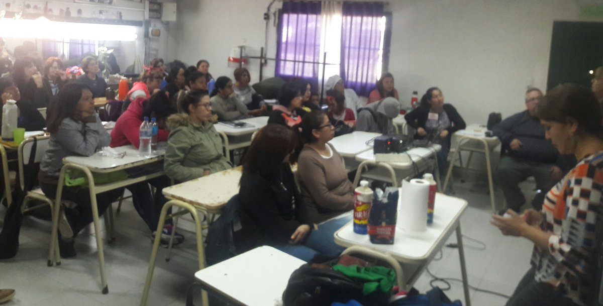 javiere_coronel's tweet photo. #LeyMicaela 
Primera charla de género con alumnxs. Empezamos por casa
 #CFP402 
#SanMiguel 
Con la coordinación de las compañeras #SutebaGralSarmiento
@SUTEBAProvincia @francolaporta @mario_salvaggio @gus_alarcon_ @elsanmi1 @fmlauni @fmtrujui https://t.co/fjzAKrGo7M