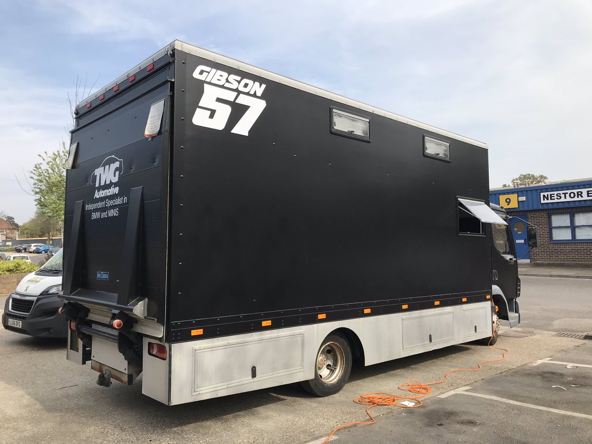 MaxMonkeyWG's tweet photo. New (old) race truck ready and en-route to @Brands_Hatch for the first round of @UKLegends of 2019!
#excited #monkeymassive #UKLegend57 #LetsGoRacing #RacingIsLife https://t.co/VCnopCRvRD