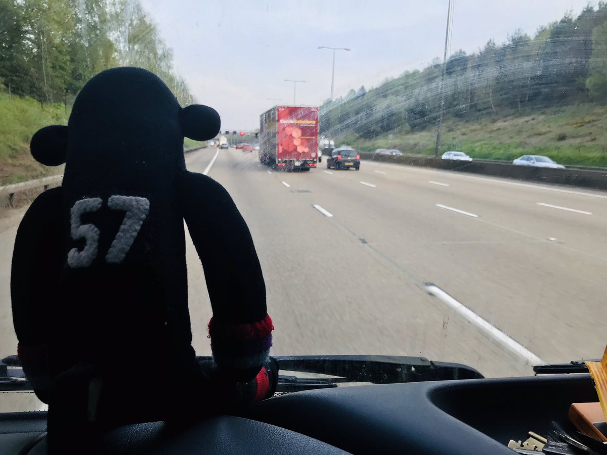 MaxMonkeyWG's tweet photo. New (old) race truck ready and en-route to @Brands_Hatch for the first round of @UKLegends of 2019!
#excited #monkeymassive #UKLegend57 #LetsGoRacing #RacingIsLife https://t.co/VCnopCRvRD
