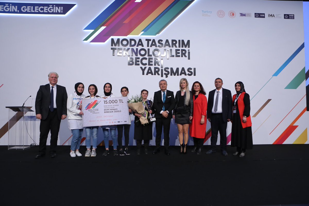 Yarışmamızda 2.’lik derecesine giren  okulumuzu tebrik ediyoruz!🏆

#BeceriYarismasi #YeteneginGelecegin #modelist #moda #stilist #mttby #lise #tasarım #yarisma #fashion #kalıp