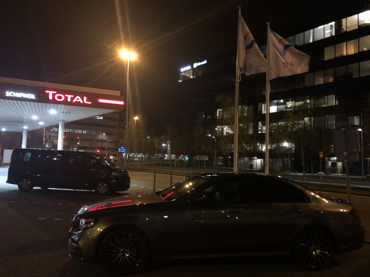 tcntaxiservice1's tweet photo. #schipholtaxi #veenendaal #tcn #taxi #wageningen #taxitoairport #luchthavenvervoer #ede #schiphol #rhenen #airportservice #lunteren #naarschiphol #bennekom #taxitransfer #weezeairport #rotterdamthehagueairport #eindhovenairport #fixedprice #betrouwbaar #kwaliteitsvervoer https://t.co/OWIpkln54C