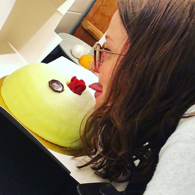 Gårdagens tårtkalas med Sofia. 10 bitar är lagom till två personer. bit.ly/2vccYRe