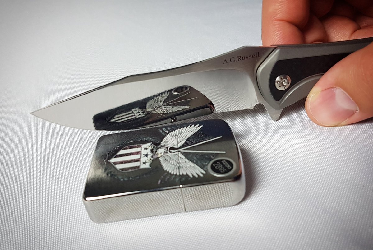 AGRussellKnives's tweet photo. The new A.G. Russell Sinuate is now in stock! It is a titanium frame lock folder with flipper deployment. Mirror polished blade and milled titanium pocket clip. $175.
https://t.co/Oyx5uy1scV

#framelock #titanium #titaniumfolder #mirrorpolish #knifepic #knives #knife https://t.co/FIWPJwY4QN