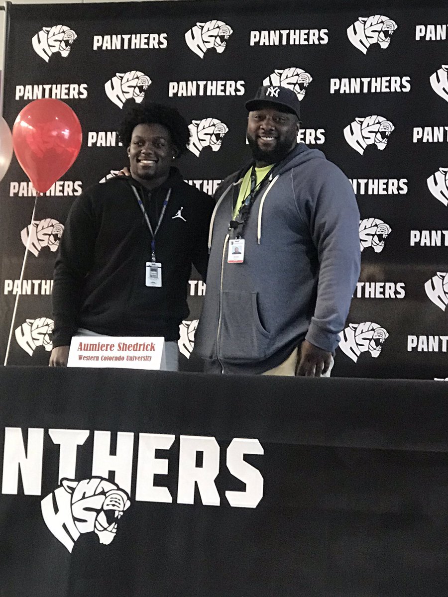 AntonioShedrick's tweet photo. Thanks to everyone that came out today to support Aumiere in his signing to Western Colorado University! #harrisonhighschool @CSGazetteSports  @hhspanthers1 @LindseySquints @CoPreps @SEExpressNews @davidlukeramsey @MountaineerFB @VBenedetto  @Jas_Bains_12  @A_shedrick34 https://t.co/RehnmWmbQa