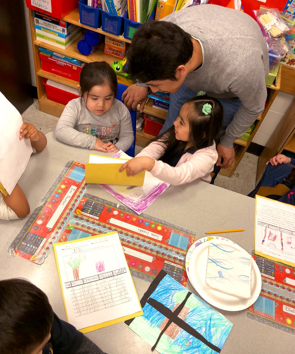 X291School's tweet photo. Kindergarten Spring Writing Celebration #kinderwriters #wearetheBronx #proudparents #k128 https://t.co/cInTlGU3XM