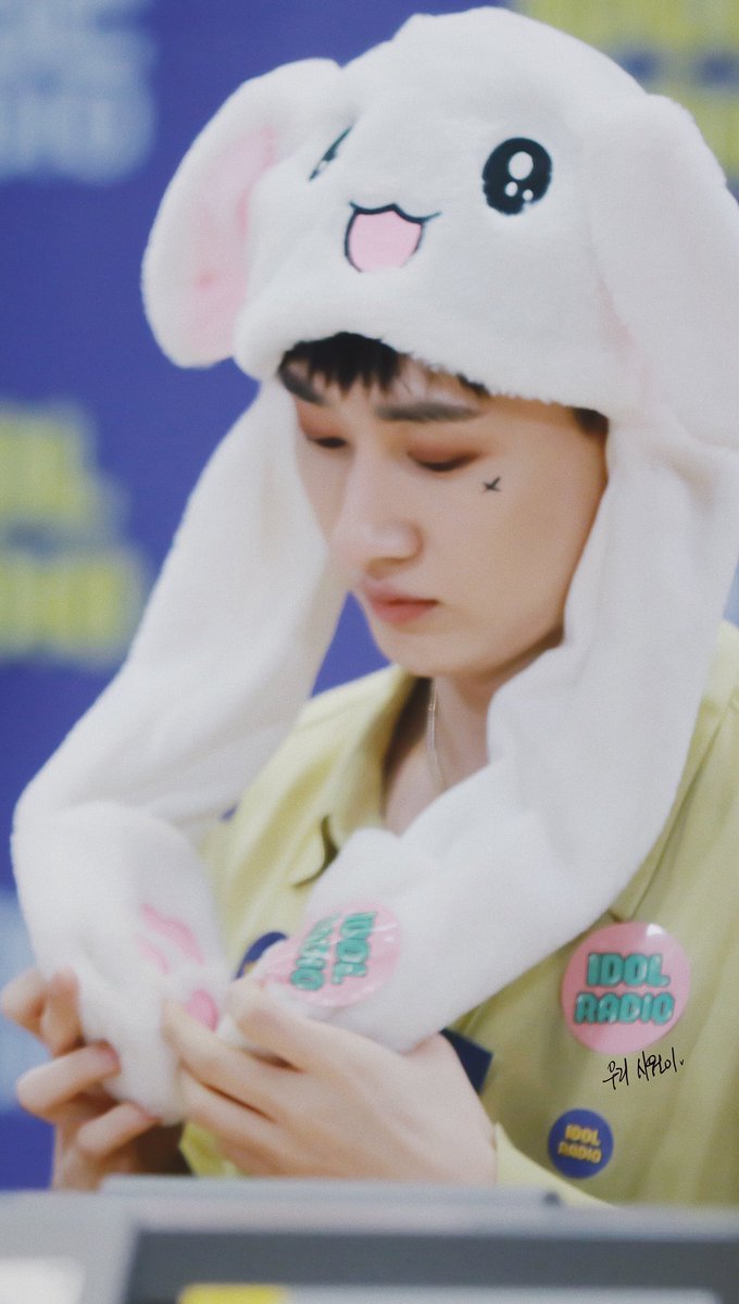 sunnns1's tweet photo. 20190417✨LEE/HYUKJAE✨ 
  Idol Radio @AllRiseSilver  #SuperJunior⁠ ⁠⁠ ⁠⁠ ⁠  #은혁 #Eunhyuk #이혁재 #땡겨 https://t.co/Fx72MzFOFk