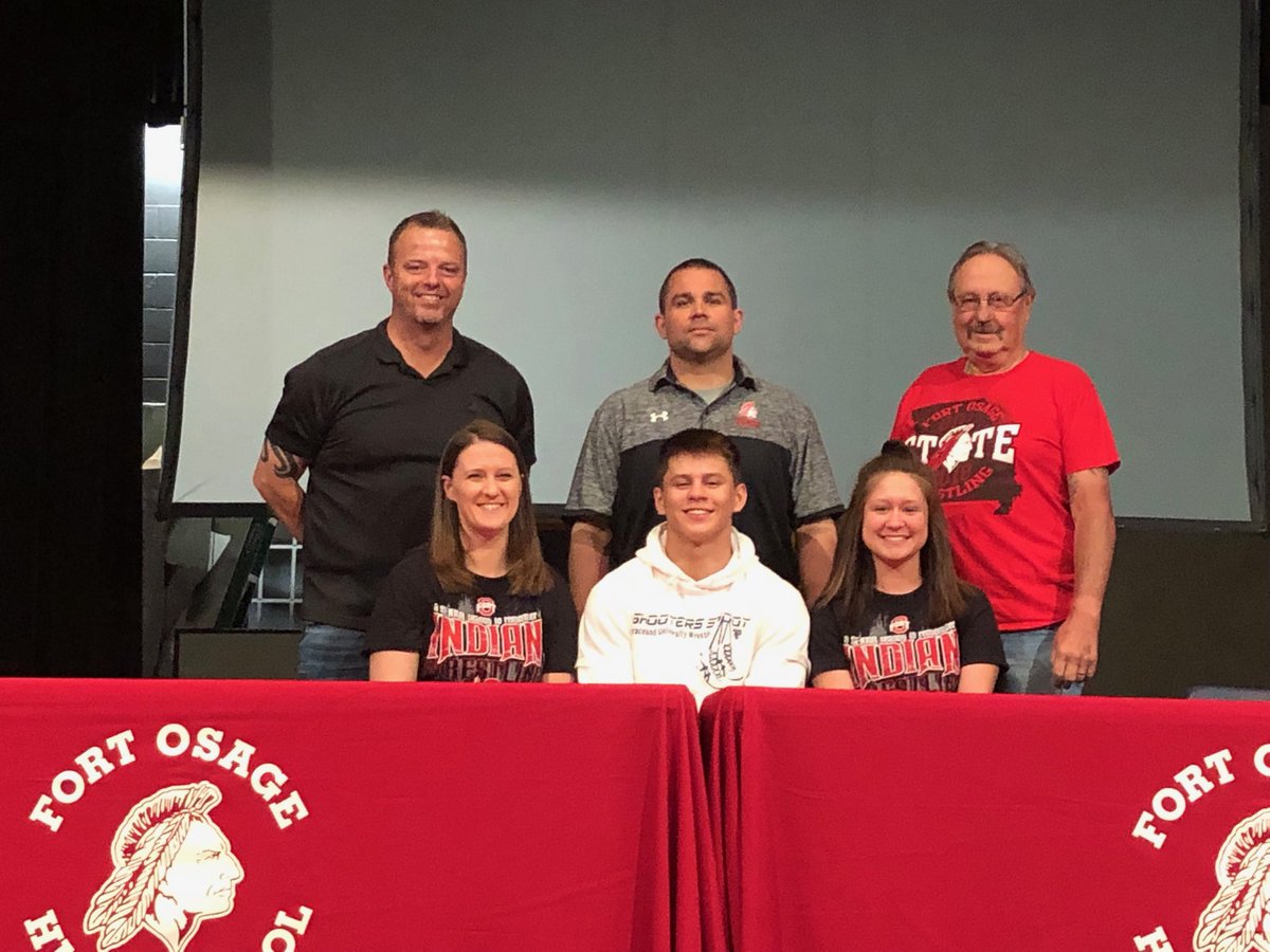 FortOWrestling's tweet image. AJ Sanchez signing today ⁦@GUwrestle⁩.  Congratulations AJ!
