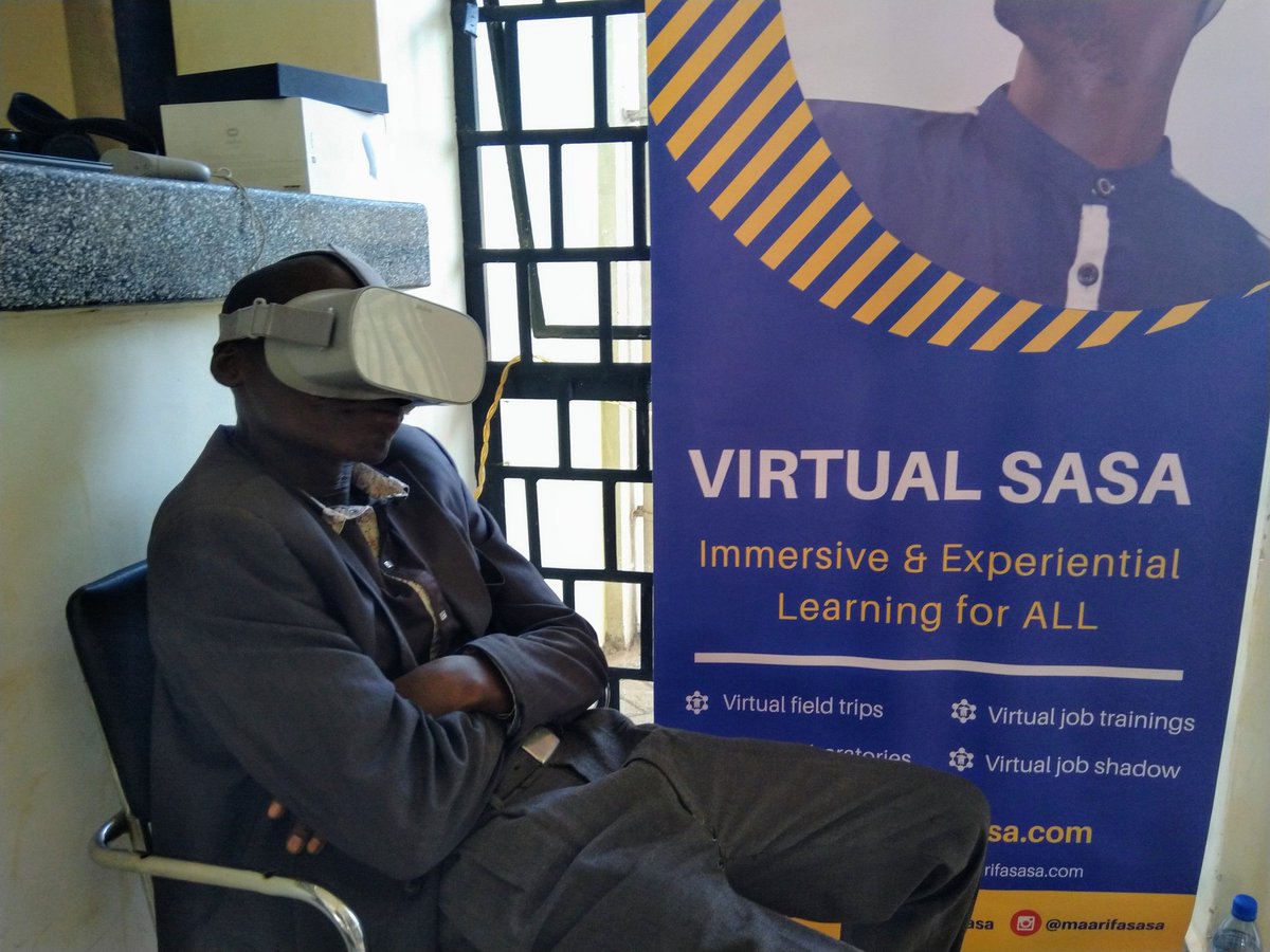 maarifasasa's tweet photo. On Tuesday, we took #VirtualSasa to Makerere University Business School. The students enjoyed the Virtual field trips and tours so much! VR has so much potential to facelift the current education system by enhancing the way teachers engage learners in the 21st-century. https://t.co/pdbw7ikWGk