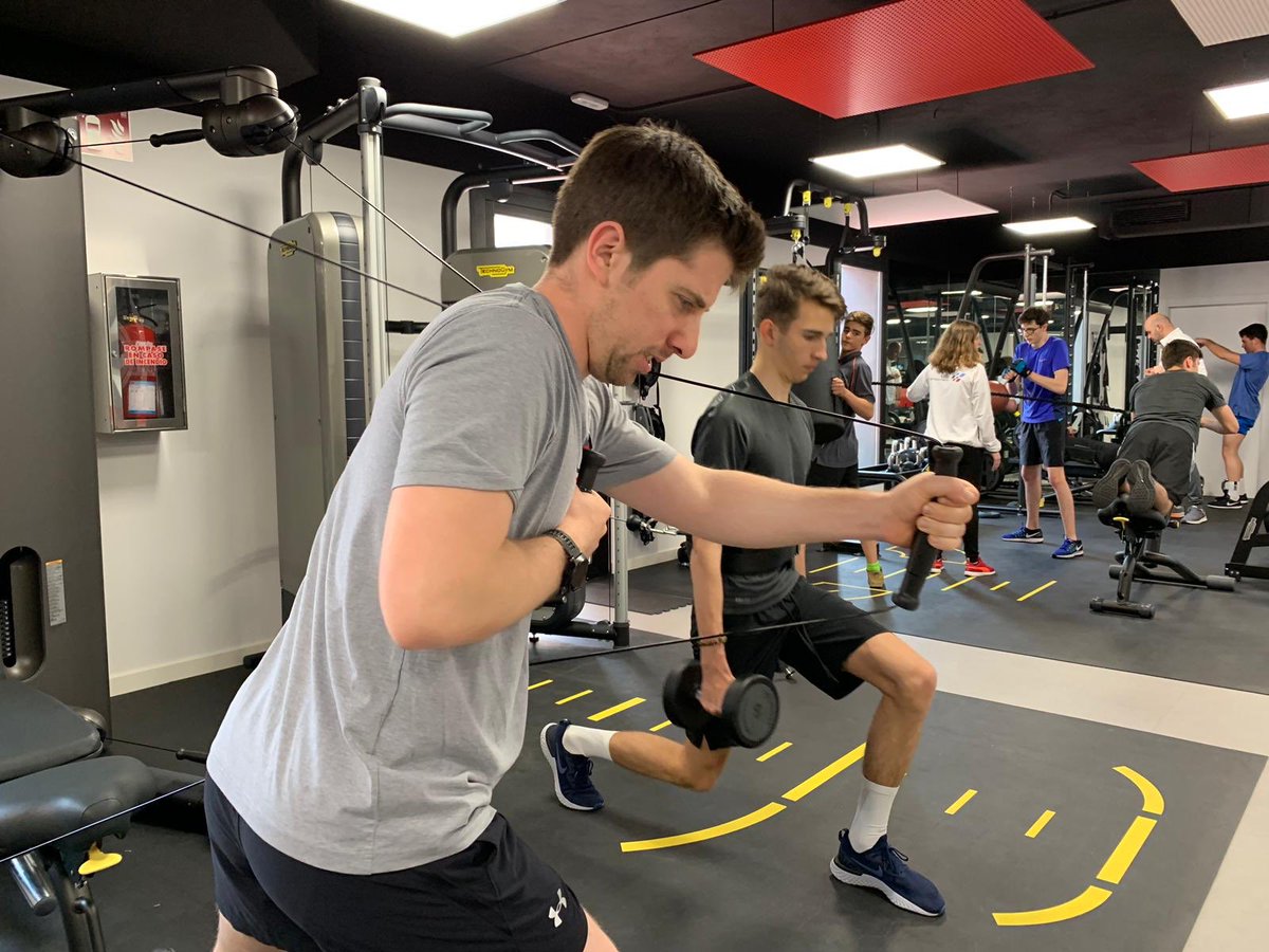 MSISpain's tweet image. Los pilotos de @teommotorsport tuvieron tres jornadas intensivas de entrenamiento antes de las vacaciones de Semana Santa en nuestras instalaciones y dieron su máximo en cada una de las sesiones 👊🏻👊🏻 #motorandsportinstitute #MSISpain #MSIBioPerformance #teomartinmotorsport