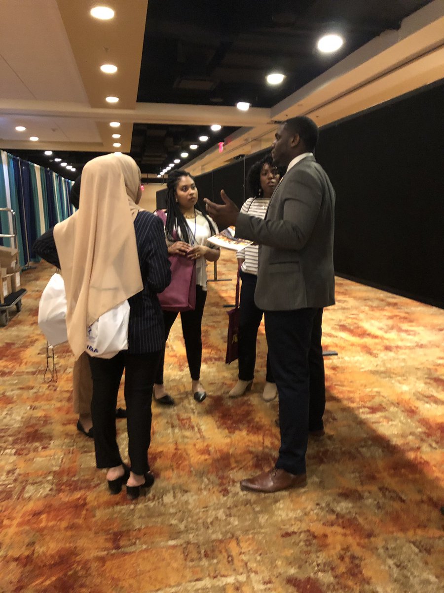 UMNGME's tweet photo. Calling all #SNMA55 #AMEC2019 attendees. Stop by our Graduate Medical Education booth #327A to learn more about the University of Minnesota! https://t.co/Dub9pxWykh