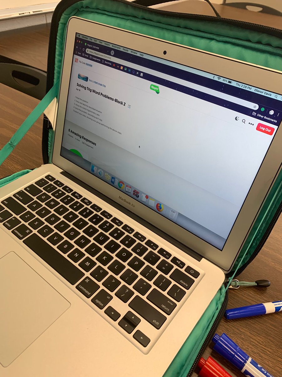 DavidsonECHS's tweet photo. Math 3 is using FlipGrid to explain how to solve a problem. ⁦@dcsnc⁩ https://t.co/JAt1L43e7D