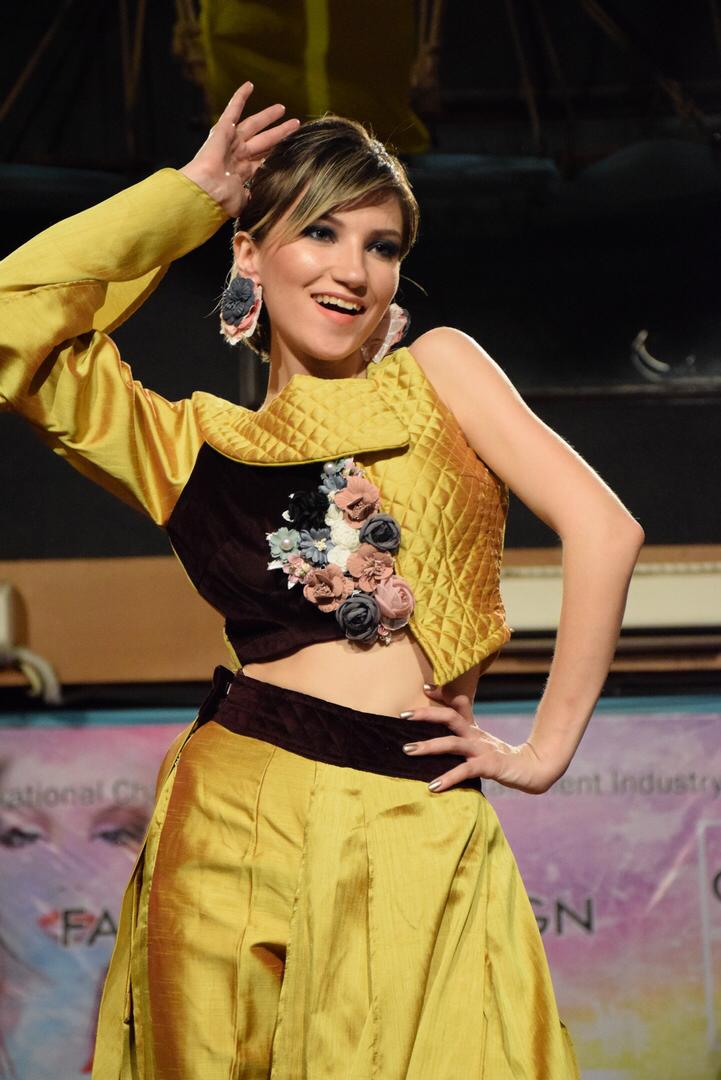 aaftindia's tweet photo. #grand #inauguration of 3rd edition of #globalfashionanddesignweek #2019.
#Day1 #fashionshow #fashionweek #sofd #schooloffashionanddesign #GFDW #aaft #Uzbekistan #Gabon https://t.co/wrj8ktPm47