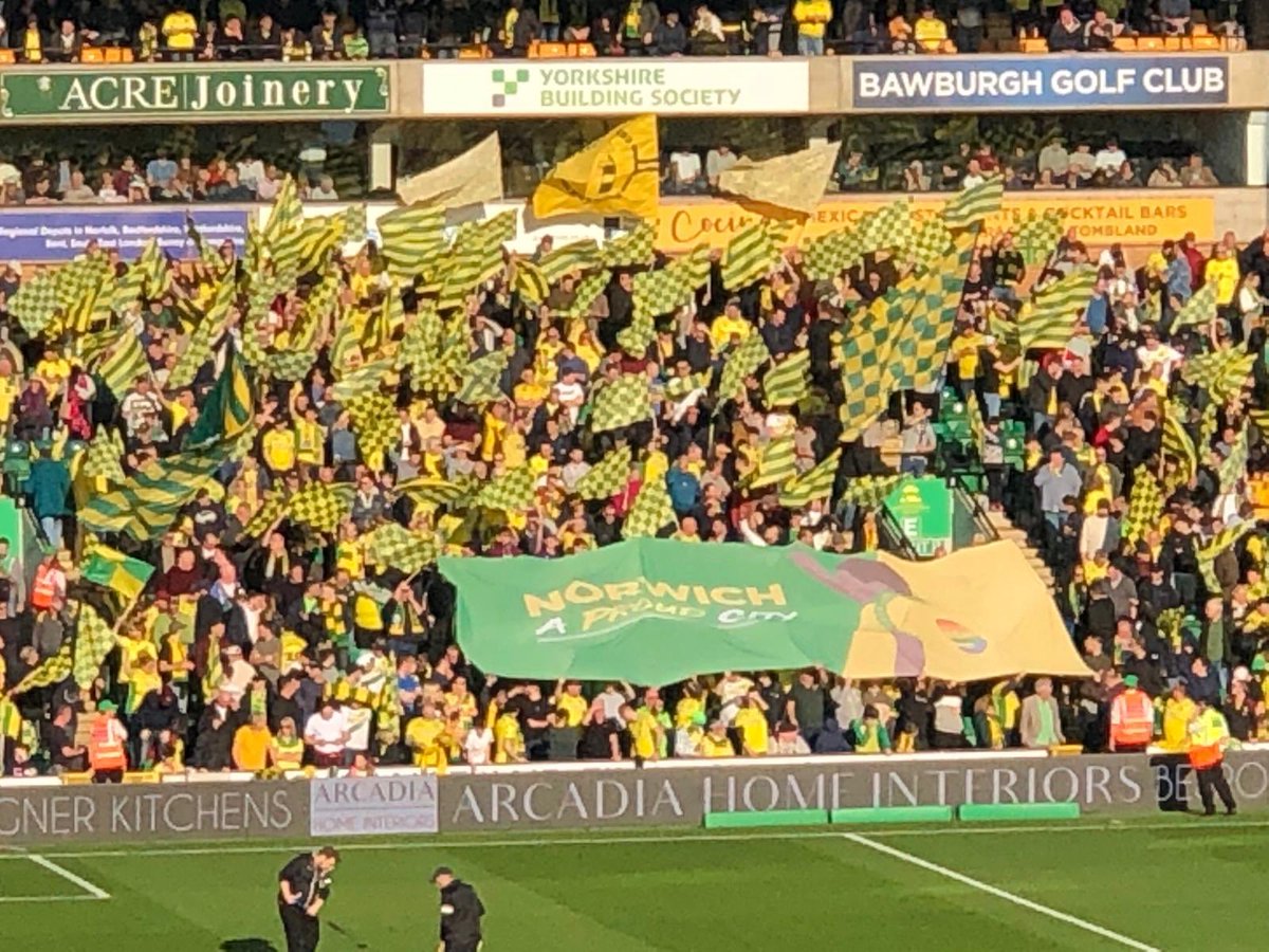 Juvelad's tweet photo. On the way back to #cityofbirth #Norwich for an #Easterbreak with family & to enjoy partaking in the #Global #pitchparade with the @proudcanaries tom evening at @NorwichCityFC In the meantime, time for reflection after a crushing week. Time to move away from politics? Letโs see. https://t.co/jIhbg0qnwL