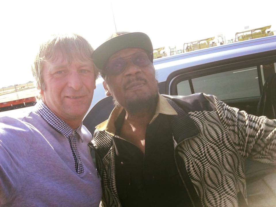 Don't forget to book your safe, reliable, local taxi if you're heading out in Witney over the Bank Holiday Weekend. Often very busy at peak times so plan ahead. #witney #localbusiness #Veteran