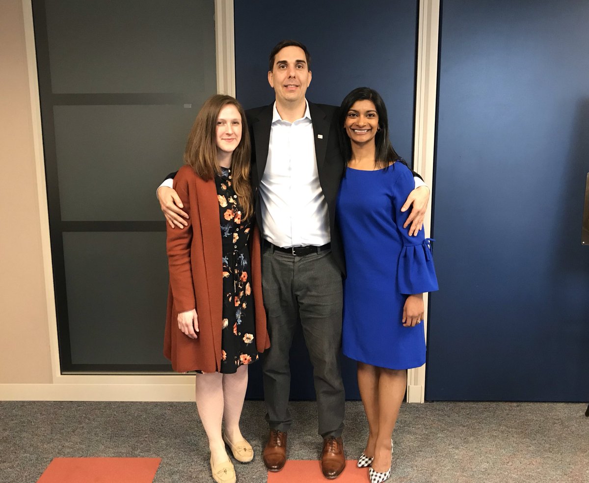LenCatling's tweet photo. A huge thanks and shout out to our two outgoing @CMHC_ca President’s Advisory Council co-chairs, Katherine and Pichu. They have worked extremely hard to make our meetings with company executives cordial, effective and inspiring. #LifeAtCMHC 🇨🇦🏘 https://t.co/PRz2V4FlYU