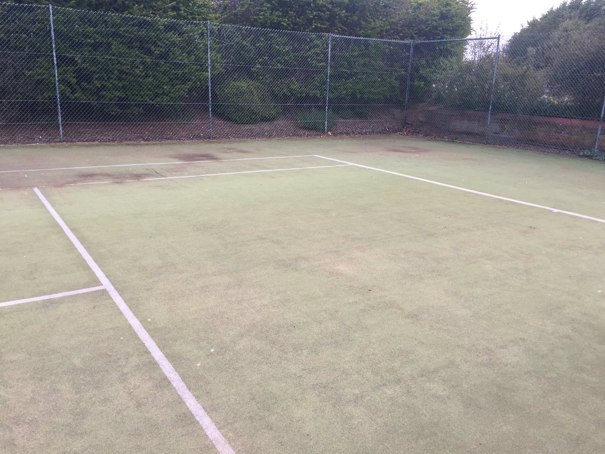 AtcHardy's tweet photo. Tennis Court Maintenance at its best https://t.co/l5qmOzQS6i