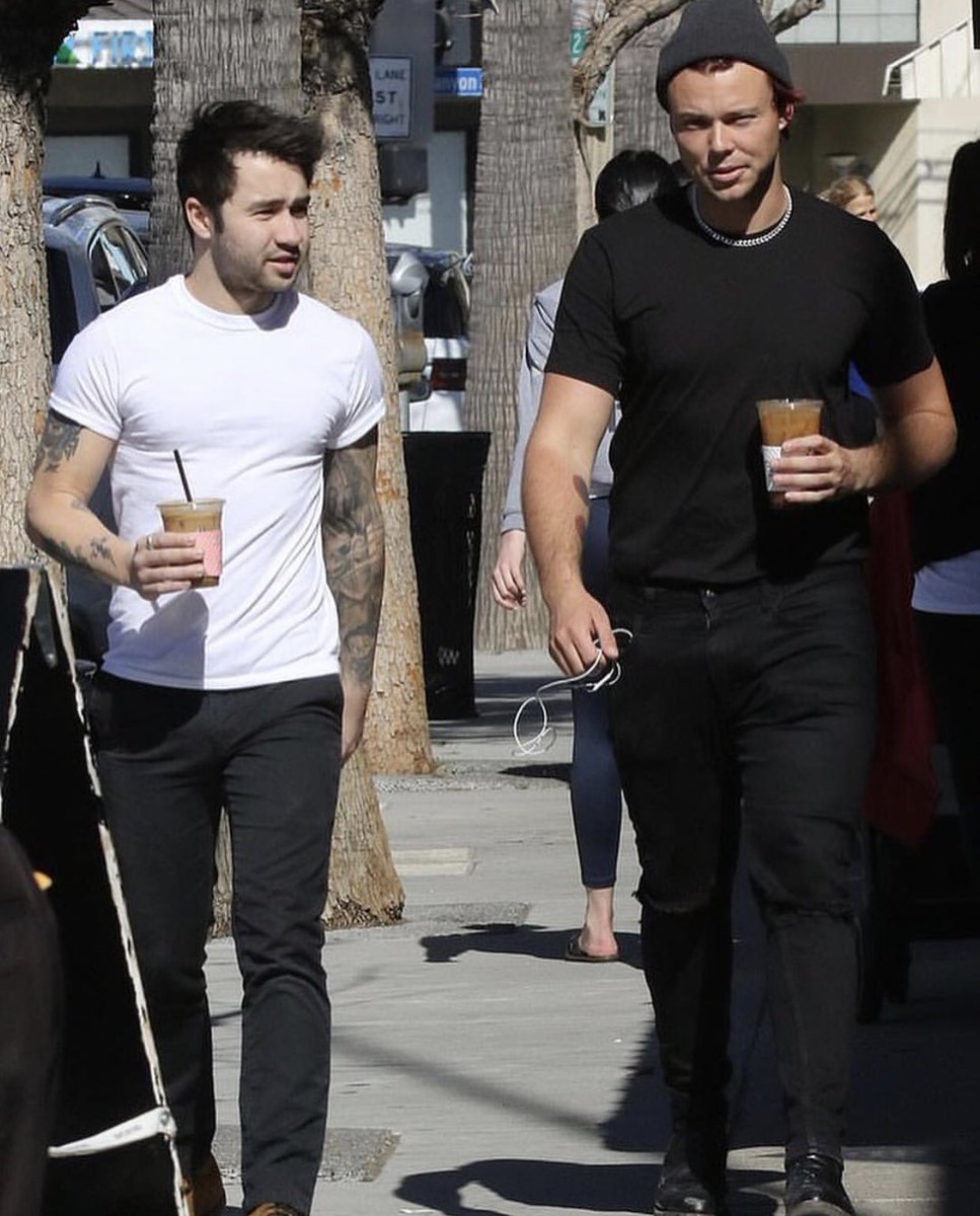 Ashton5SOS's tweet photo. Being an iced coffee addict in the Public Eye is shameful. https://t.co/MbnPhQ4bZf