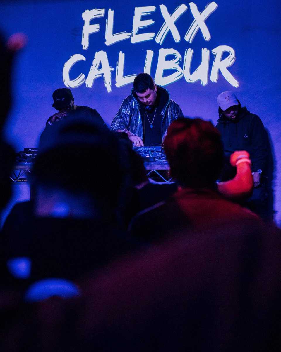 IAMHVRCRFT's tweet photo. Shout out @flexxcalibur  for having me out last week @catchonela @PartyAnimalLA  🙌 🙌 🙌

#dancemusic #edclasvegas #edmfamily #edmgirls #edmmusic #festivalfashion #stpmdrecords #electronicdancemusic #tomorrowland  #skrillex #edmlife #djsnake #RaveLife #ravers #djing #ravefamily https://t.co/Q94EIVZvBP