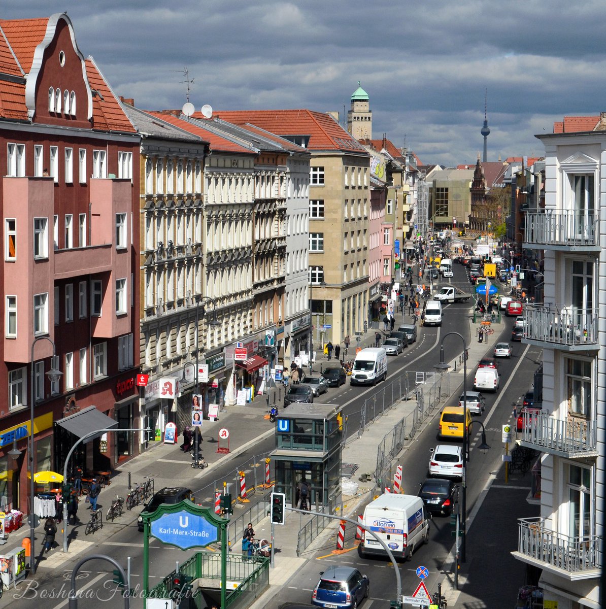 berlinka_lg's tweet photo. Karl-Marx-Straße in #Berlin #Neukölln☀️
#Берлин #DoYouKnowBerlin
@stadtleben @I_love_Berlin @Telespargel1969 @berlinticker @BVG_Kampagne https://t.co/iZOusAZtRl