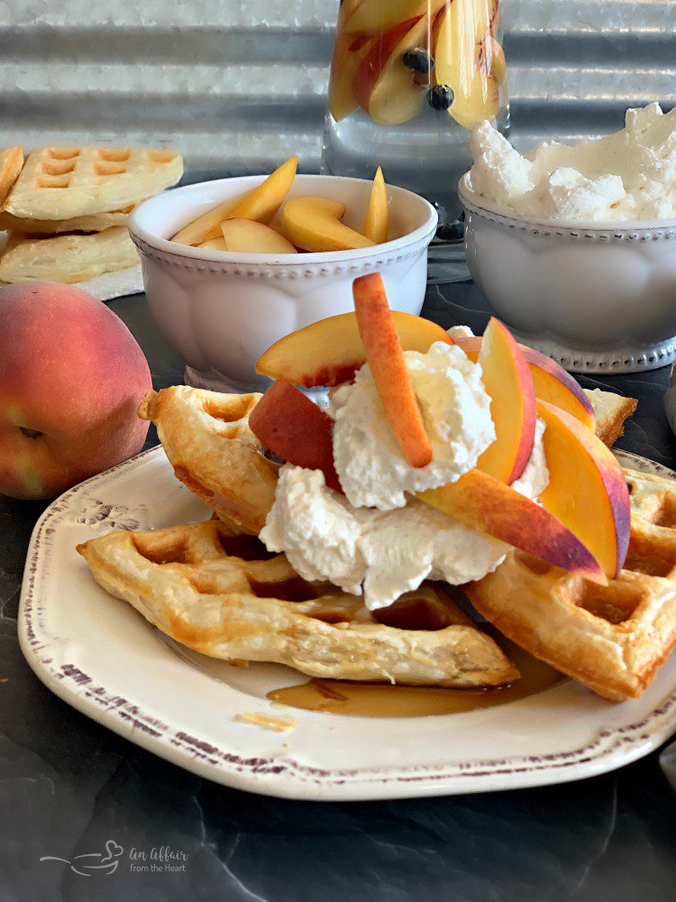 affair_heart's tweet photo. PUFFLES = PUFF PASTRY WAFFLES! #ad #EasterBrunchWeek Made with @Wewalka puff pastry w/ my @HamiltonBeach Flip Belgian Waffle Maker. Grab the recipe https://t.co/ubu2dVafBK & check out the gorgeous Water Infuser from @GroscheInc #easypuffpastry #everycupfillsanother #hamiltonbeach https://t.co/ztas8U6Jkz