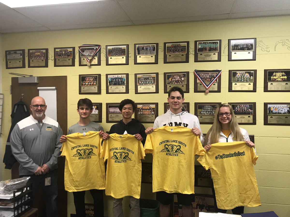 CLsouthathletic's tweet photo. #TheStandardIsBest athletes of the week focus is in having a positive attitude! These athletes, even when times are tough, always look to remain positive and focus on getting better everyday! Great work! https://t.co/qLlEXQXl4V