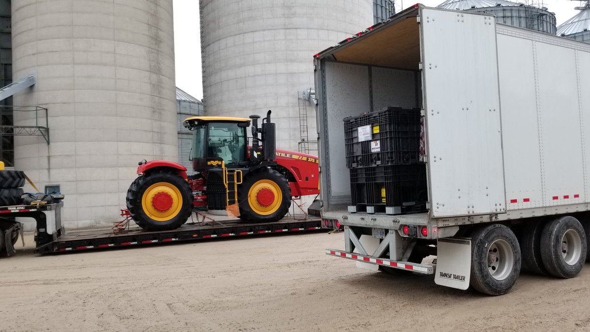 A few #spring arrivals starting to show up today <a href="/BrevantSeedsCA/">Brevant seeds Canada</a> <a href="/Versatileag1/">Versatile</a> #HillandHillFarms