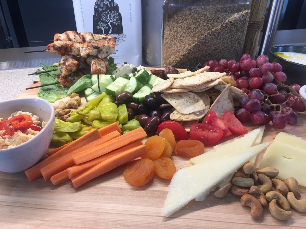 TFEATS's tweet photo. Have you tried our party boards in Bat and Barrel yet?! They're the perfect meal to munch on with friends, with features from @Barrio_Mpls, @ROWDYDOWbbQ, and @itsgreektomeMN! #BatAndBarrel #TwinsFood #DelawareNorth #GoTwins https://t.co/phnrAqiRQ6