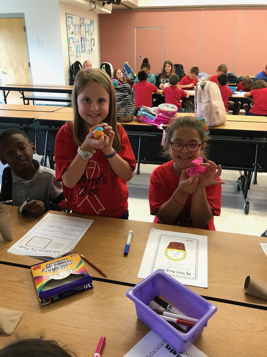AmberLiebler's tweet photo. Adopt a peep day at Freedom EDEP. #Freedomedep https://t.co/lm0krC7QGU