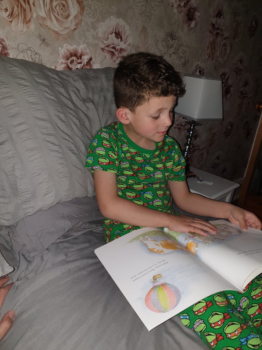 gallimore89's tweet photo. Jacob's reading his bedtime story  tonight @MissFryett @mrsunsworth31 @Bowness_Primary https://t.co/prtBYPAucq