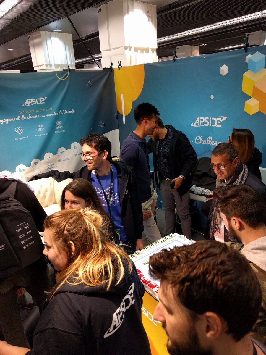 Ça mix à <a href="/ApsideGroupe/">Apside Groupe</a> #meetapside #DevoxxFR