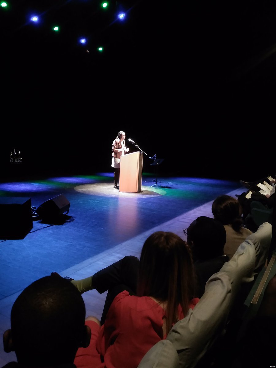 Bintou Camara revient pour la deuxième année consécutive pour concourir devant le jury du #concourseloquence <a href="/uvsq/">UVSQ</a> <a href="/UnivParisSaclay/">Université Paris-Saclay</a>