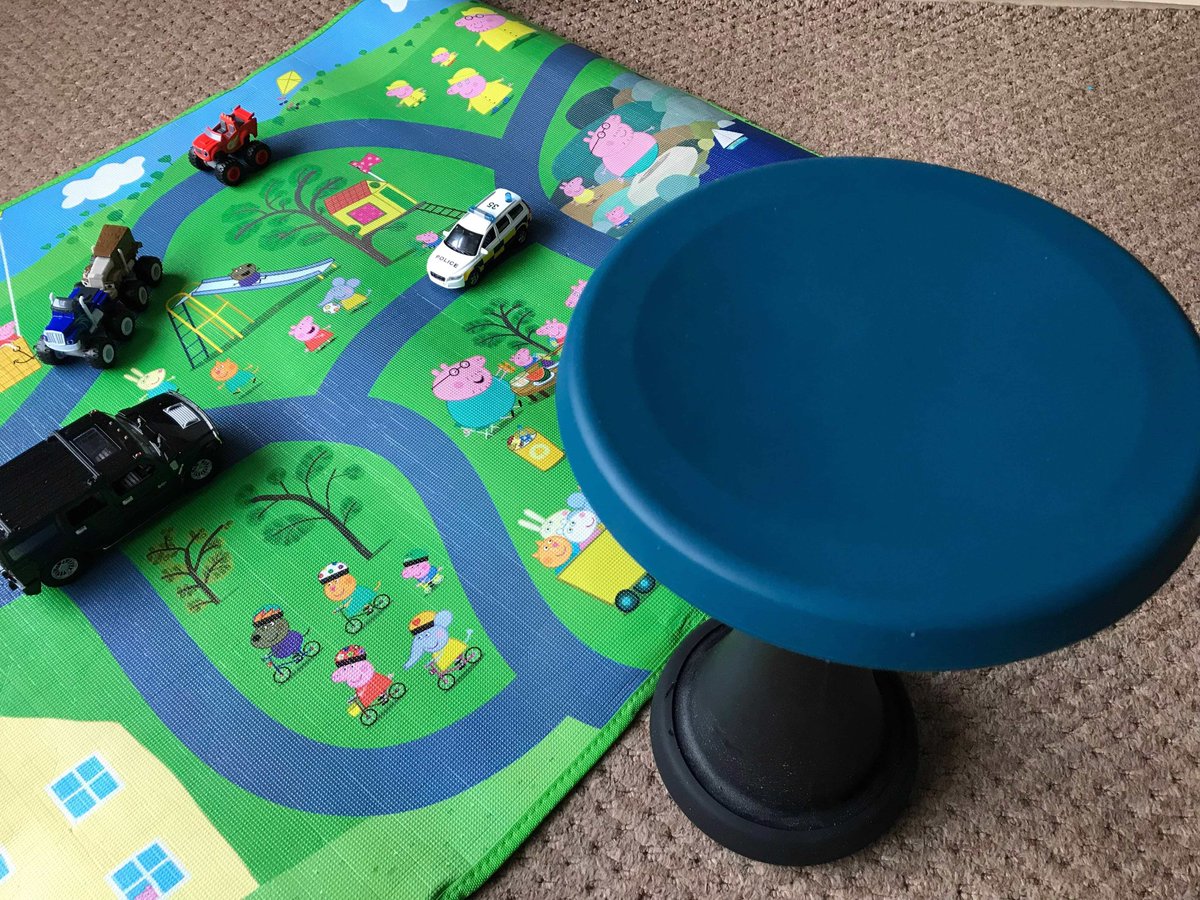 FrasersFunHouse's tweet photo. Do you suffer with a sore back and knees when working at a low level? Then you must check out the OneLeg Stool!

#review #ad #gifted #spinecare #badback #health #gardening #parenting #OneLeg #stool #home #furniture @OneLegUK1 @allthoseblogs

https://t.co/tmWSrqRFIR https://t.co/EcoRP2uzfu