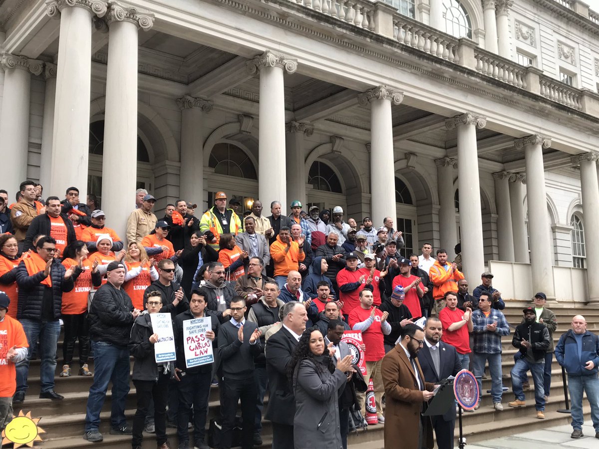 Local46ML's tweet image. Here because it’s time to pass #CarlosLaw As @FranciscoMoyaNY said, build with the sweat but not the blood of construction workers. #justice4hardhats #1u #howmanymoremustdie