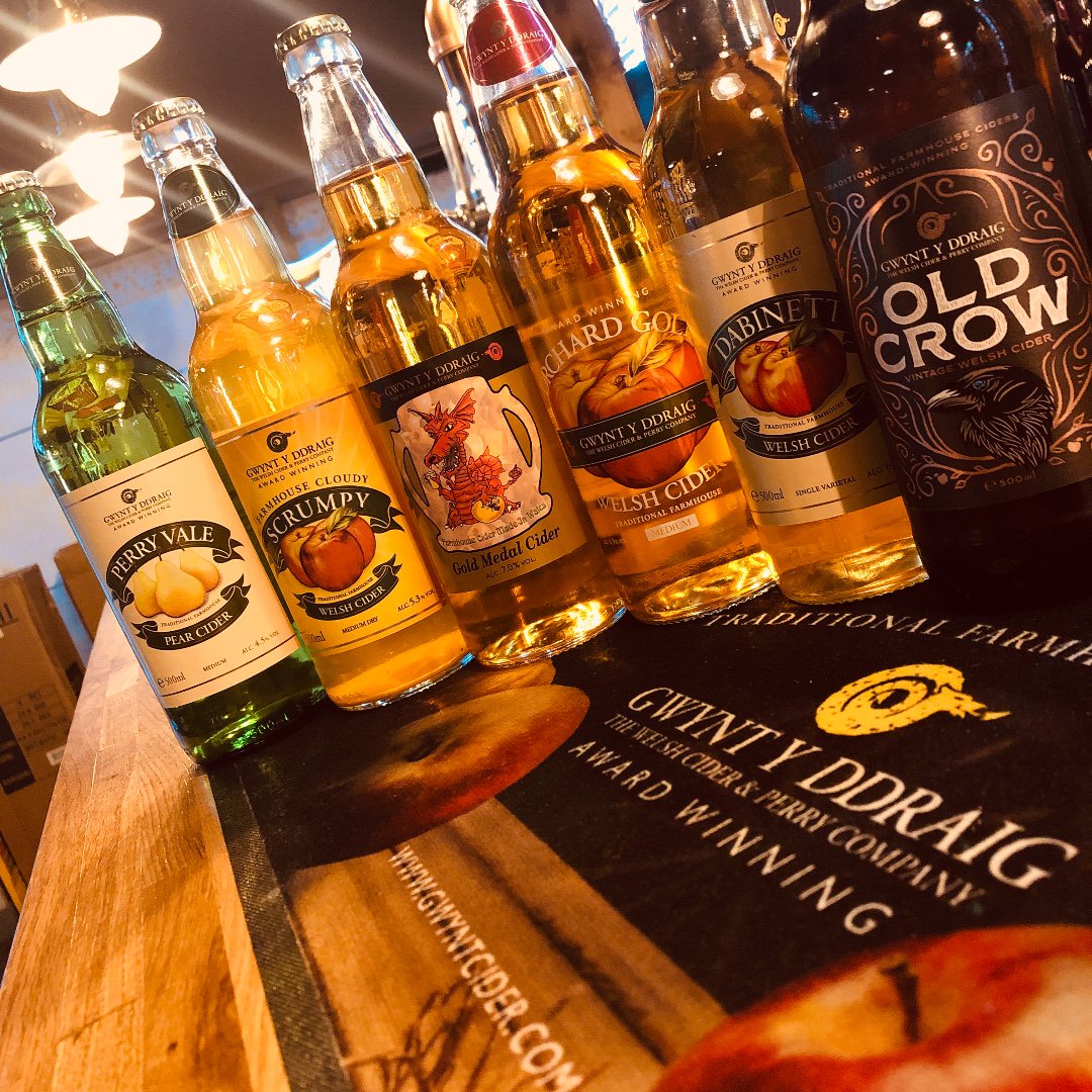 The Clockwork Tavern (@clockworktavern) on Twitter photo 🍏🍐🍎 3 bottles of <a href="/Gwyntyddraig/">gwyntcider</a> cider for only £8 this Bank Holiday weekend!
Available from tomorrow until Sunday. Limited availability, once they're gone, they're gone!
#BankHoliday #ItsClockworkTime 🍏🍐🍎 3 bottles of <a href="/Gwyntyddraig/">gwyntcider</a> cider for only £8 this Bank Holiday weekend!
Available from tomorrow until Sunday. Limited availability, once they're gone, they're gone!
#BankHoliday #ItsClockworkTime