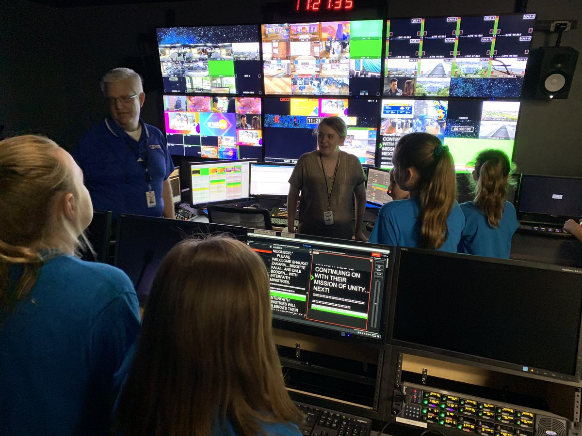 bhe_lions's tweet photo. BHE TV Trainers enjoy watching @GreatDayHouston and touring the @KHOU studio today. Thanks for answering all of our questions, we learned so much! #BHELearns #LimitlessCuriosity https://t.co/vGVKliTwrv