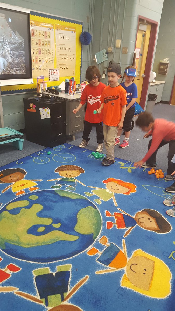 Thank you room parents for another fun party!