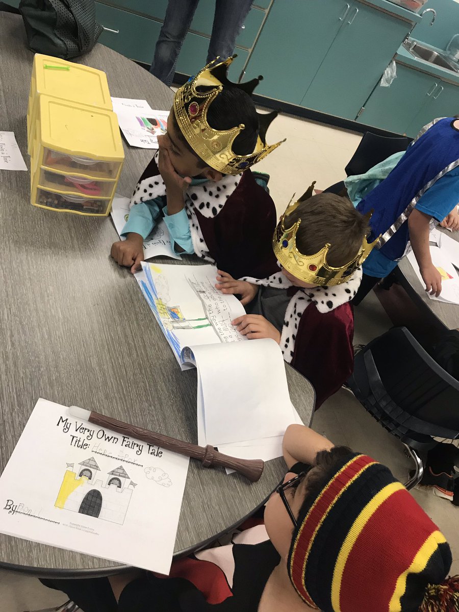 GESDodd's tweet image. Fairy tale fun!! One of my very favorite days!! #gesshineon #gcisdhumanities