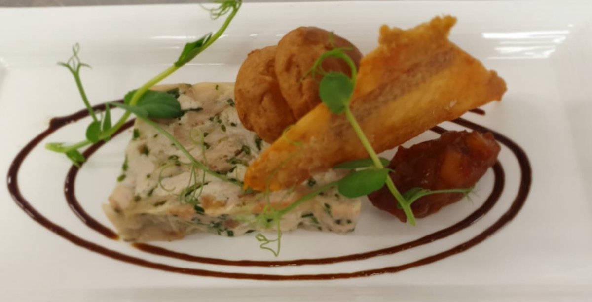 ware_hosp's tweet photo. Menu tasting this week with a #bride 👰 and #groom 🤵getting #married @WarePriory this #summer!  They've made some great choices 🥰 https://t.co/egW5UQCQPq