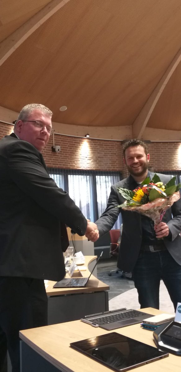 StefanVanKessel's tweet photo. Zojuist 'promotie' gemaakt van commissielid naar raadslid namens @CDAMeierijstad van de @GemMeierijstad. Veel zin in! https://t.co/OEiauqpGFi
