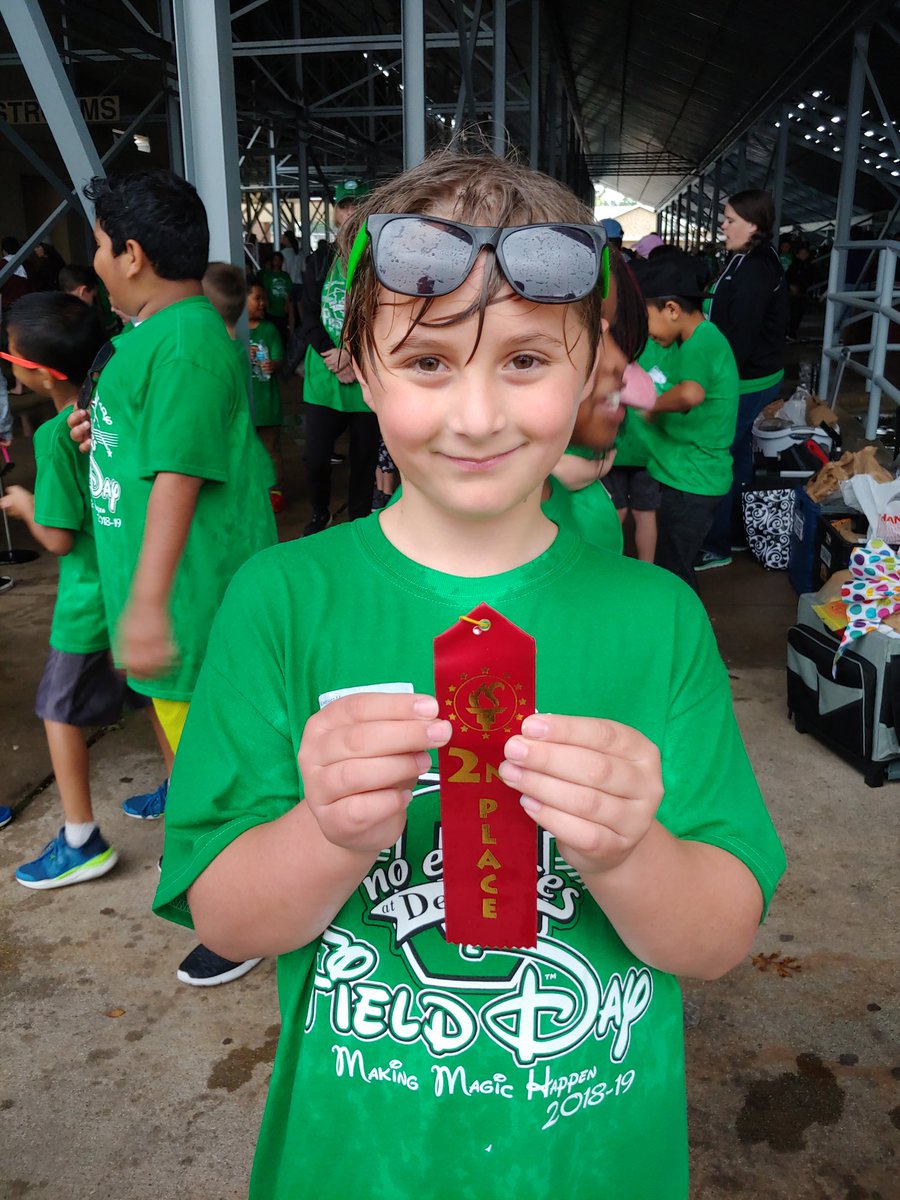 MrsFoskey's tweet photo. Well, at least we got one winner! 😍 Awesome job dude!!! #wearedegan #challengeday https://t.co/ceM77CWFhU